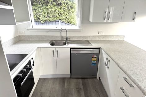 Photo of property in 320a Avonhead Road, Avonhead, Christchurch, 8042