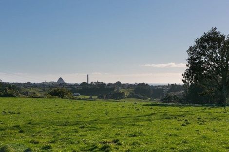 Photo of property in 568 Mangorei Road, Mangorei, New Plymouth, 4371