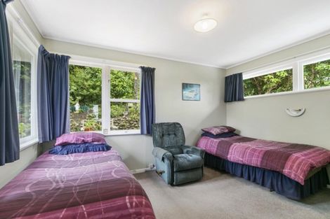 Photo of property in 1/94 Dowse Drive, Maungaraki, Lower Hutt, 5010