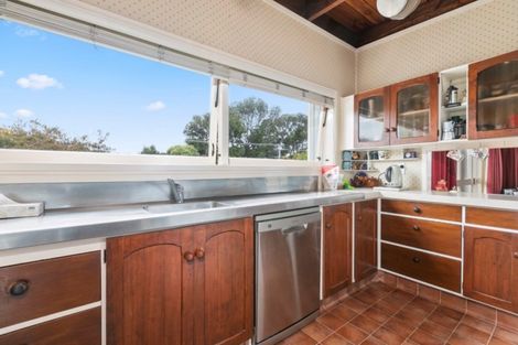 Photo of property in 33 Hinewa Road, Otumoetai, Tauranga, 3110