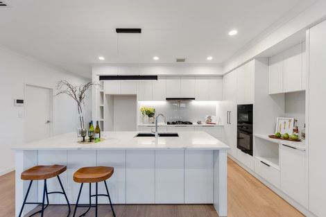 Photo of property in 39 Davey Crescent, Orewa, 0931