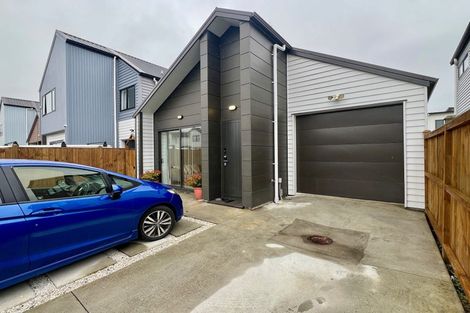 Photo of property in 12 Kairakau Street, Takanini, 2110