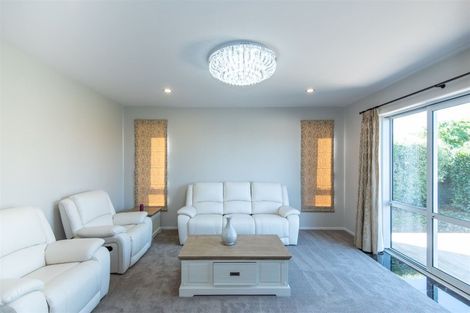 Photo of property in 83 Babich Road North, Ranui, Auckland, 0612