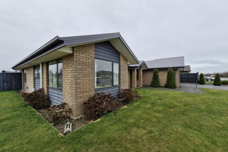 Photo of property in 1 Ragley Way, Rolleston, 7615