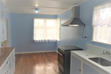 Photo of property in 16 Victory Place, Aramoho, Whanganui, 4500