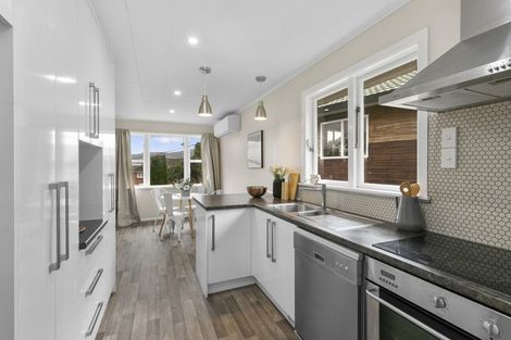 Photo of property in 296 Naenae Road, Naenae, Lower Hutt, 5011