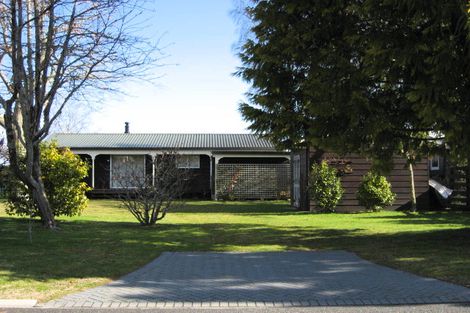 Photo of property in 10 Nisbet Terrace, Kinloch, Taupo, 3377