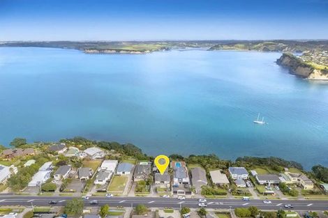Photo of property in 805 Whangaparaoa Road, Manly, Whangaparaoa, 0930