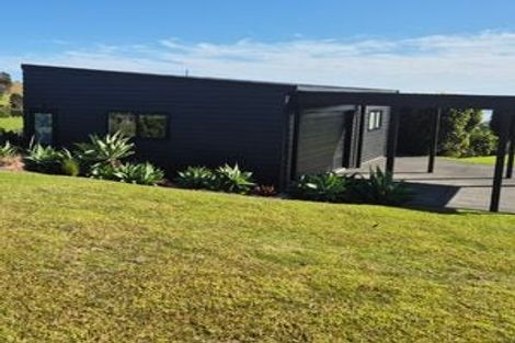 Photo of property in 330 Cable Bay Block Road, Cable Bay, 0420