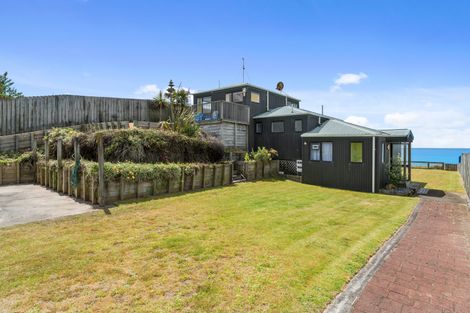 Photo of property in 517 Pukehina Parade, Pukehina, Te Puke, 3189