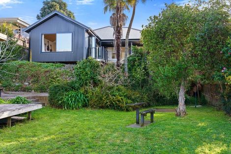 Photo of property in 7 Dale Road, Raumati South, Paraparaumu, 5032