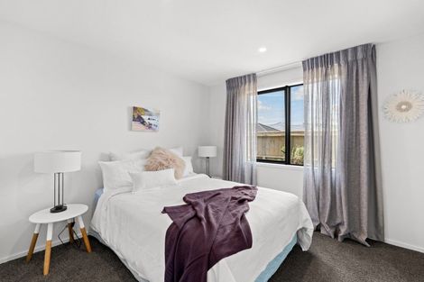 Photo of property in 14 Waitaha Place, Bell Block, New Plymouth, 4312