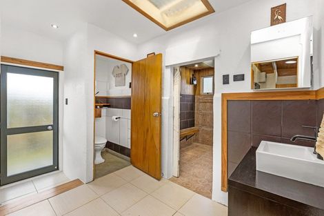 Photo of property in 29 Opotoru Road, Raglan, 3225