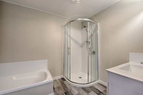 Photo of property in 52 Broughton Street, Gore, 9710