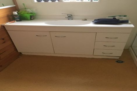 Photo of property in Te Awhina Apartments, 2/22 Sussex Street, Mount Cook, Wellington, 6021