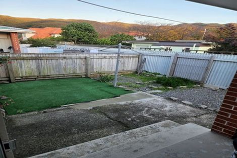 Photo of property in 25b Brasell Street, Fairfield, Lower Hutt, 5011