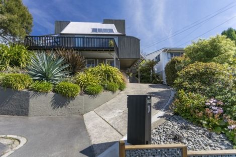 Photo of property in 24 Larkins Street, Helensburgh, Dunedin, 9010