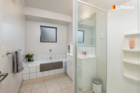 Photo of property in 30 Titri Road, Waihola, Outram, 9073