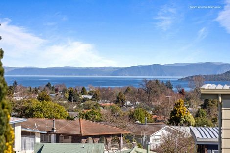 Photo of property in 22 Golders Place, Richmond Heights, Taupo, 3330