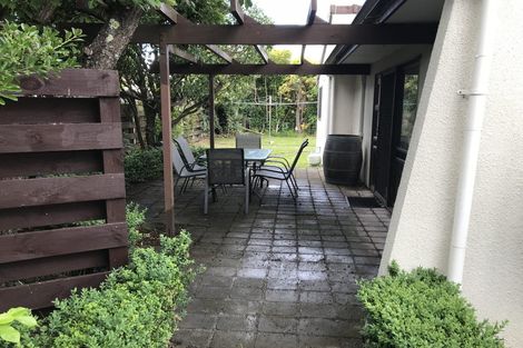 Photo of property in 14 Corwen Place, Mayfair, Hastings, 4122