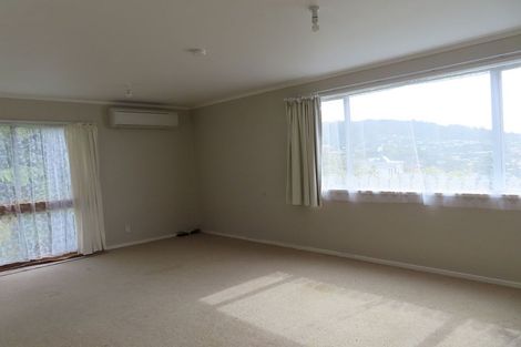 Photo of property in 1 Clementine Way, Crofton Downs, Wellington, 6035