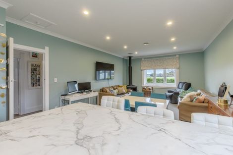 Photo of property in 32 Lindsay Road, Waipukurau, 4283