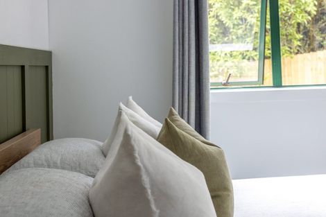 Photo of property in 12 Okoka Road, Omiha, Waiheke Island, 1081