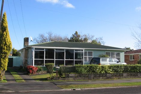 Photo of property in 30 Liston Crescent, Hillcrest, Hamilton, 3216