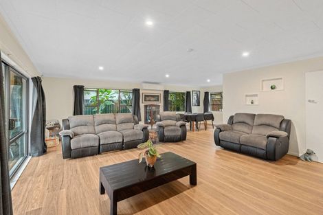 Photo of property in 44 Freemans Road, Otaki, 5512