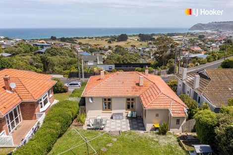 Photo of property in 61 Tomahawk Road, Andersons Bay, Dunedin, 9013