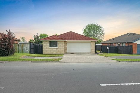 Photo of property in 197 Keri Vista Rise, Papakura, 2110