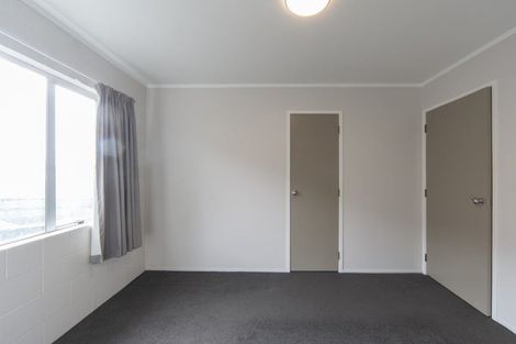 Photo of property in 1/2 Ruakiwi Road, Hamilton Lake, Hamilton, 3204