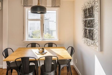 Photo of property in 206 Miromiro Road, Normandale, Lower Hutt, 5010