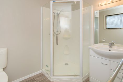 Photo of property in 34 Waikite Road, Welcome Bay, Tauranga, 3112