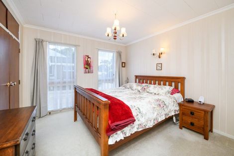 Photo of property in 7 Haast Place, Awapuni, Palmerston North, 4412