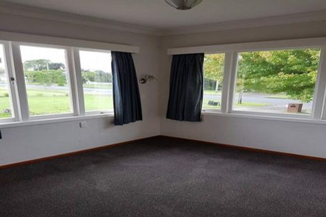 Photo of property in 17 Collie Road, Pukekohe, 2120