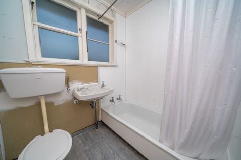 Photo of property in 8 Orchard East Road, Ngatea, 3503