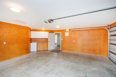 Photo of property in 7 Lorenzo Place, Kelvin Grove, Palmerston North, 4414