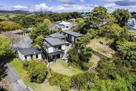 Photo of property in 17 Kowhai Park Road, Maunu, Whangarei, 0110
