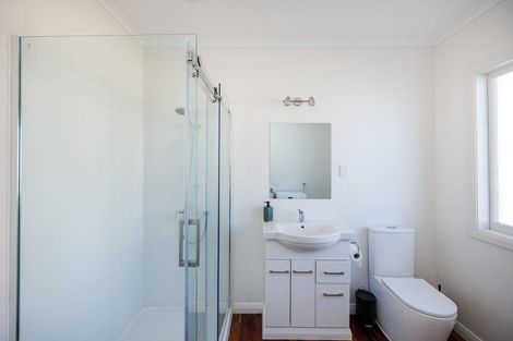 Photo of property in 23 Ross Street, Marton, 4710