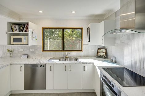 Photo of property in 4/5 Forward Street, Greenmeadows, Napier, 4112