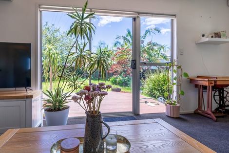 Photo of property in 1/24 Bedford Street, Te Atatu South, Auckland, 0610