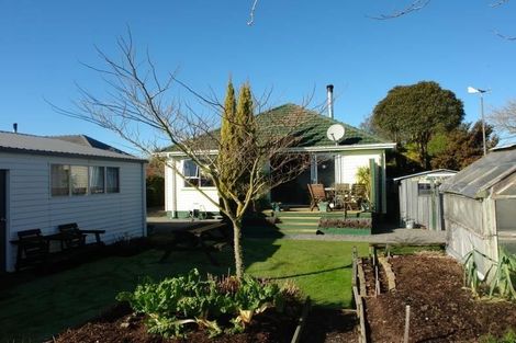 Photo of property in 7 Hollyford Avenue, Bryndwr, Christchurch, 8053