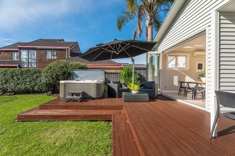 Photo of property in 83 Shackleton Road, Mount Eden, Auckland, 1024
