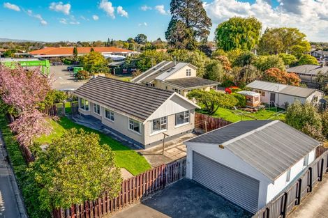 Photo of property in 15 Prestons Road, Redwood, Christchurch, 8051