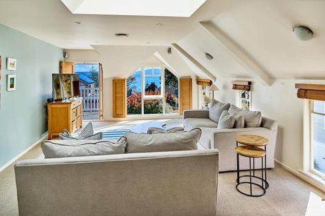 Photo of property in 10 Tui Road, Days Bay, Lower Hutt, 5013