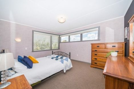 Photo of property in 17 Swansea Street, Hokowhitu, Palmerston North, 4410