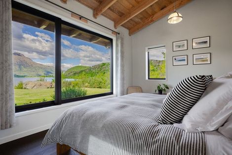 Photo of property in 37 Central Park Avenue, Lake Hayes, Queenstown, 9371