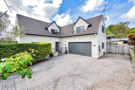 Photo of property in 11 Amberly Rise, Helensville, 0800