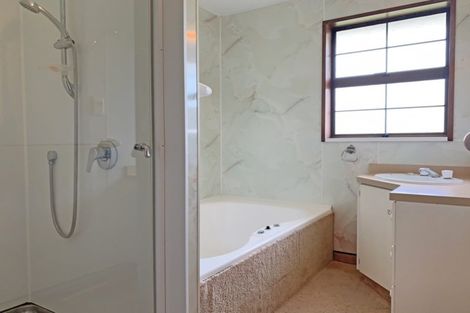 Photo of property in 8 Burns Street, Owaka, 9535